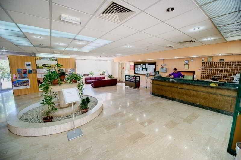 Malta University Residence Aparthotel Lija Экстерьер фото